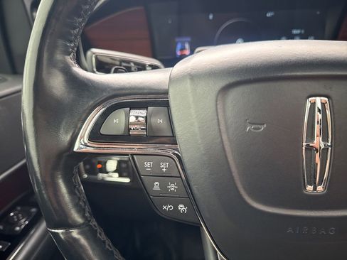 Used 2022 Lincoln Navigator Reserve AWD/4WD image 20