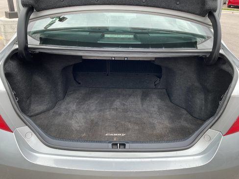 Used 2015 Toyota Camry SE FWD image 31