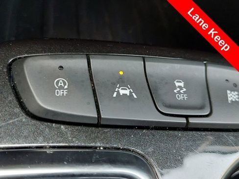 Used 2023 Chevrolet TrailBlazer RS AWD/4WD image 17