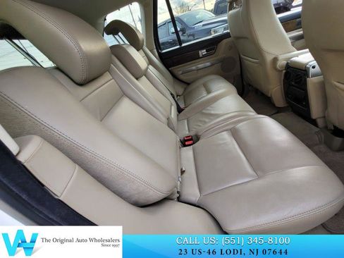 Used 2012 Land Rover Range Rover Sport HSE image 18