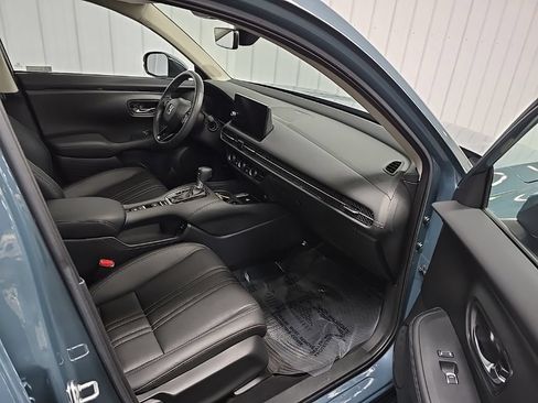 Used 2024 Honda HR-V EX-L image 16