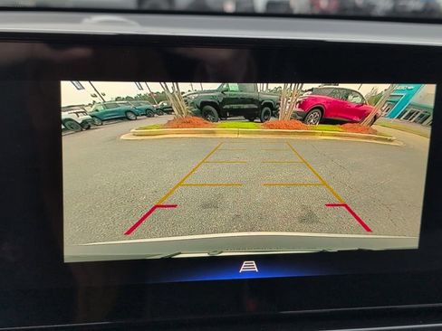 New 2026 Chevrolet TrailBlazer LT w/ Convenience Package FWD image 15