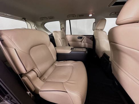 Used 2023 Nissan Armada SL w/ Captain's Chairs Package AWD/4WD image 34