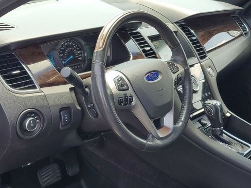 Used 2016 Ford Taurus Limited w/ Equipment Group 301A FWD image 11