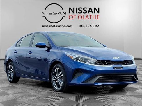 Used 2023 Kia Forte LXS image 8
