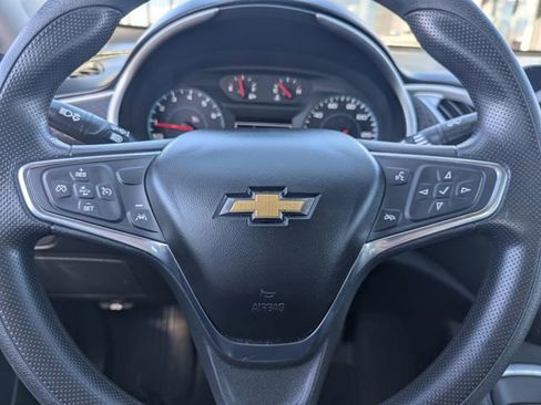 Used 2023 Chevrolet Malibu LT FWD image 21
