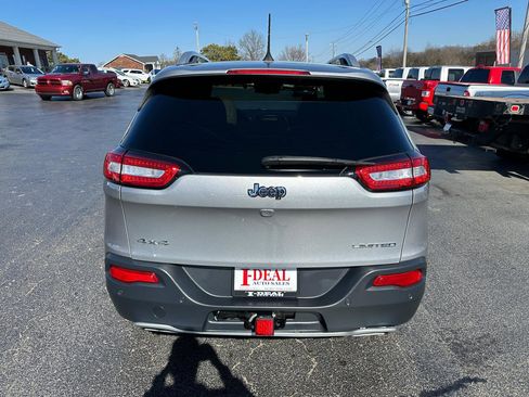 Used 2016 Jeep Cherokee Limited w/ Luxury Group image 3