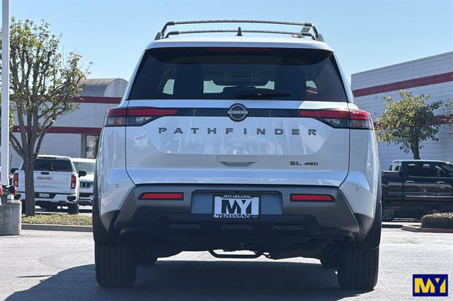 Used 2026 Nissan Pathfinder SL AWD/4WD image 5