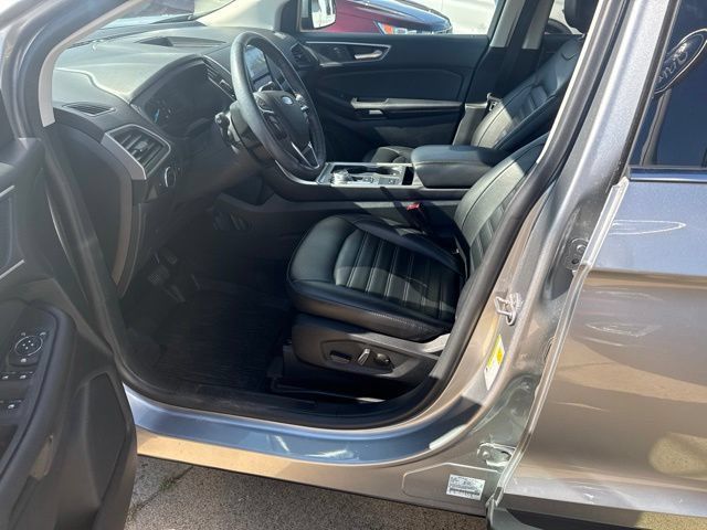 Used 2023 Ford Edge SEL w/ Convenience Package AWD/4WD image 9