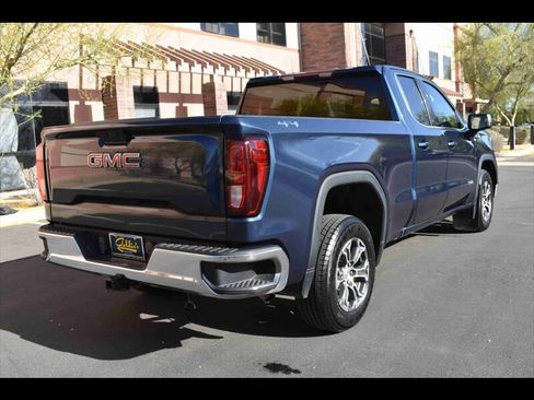 Used 2020 GMC Sierra 1500 SLE image 7