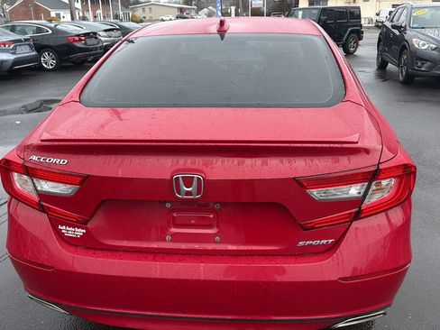Used 2018 Honda Accord Sport image 6