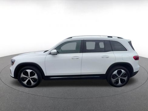 Used 2025 Mercedes-Benz GLB 250 image 7