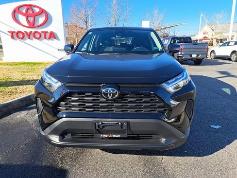 New 2025 Toyota RAV4 LE image 3