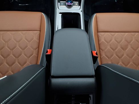 New 2026 Volkswagen Tiguan SEL R-Line AWD/4WD image 12