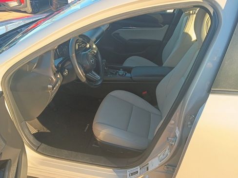 Used 2025 MAZDA MAZDA3 s image 3