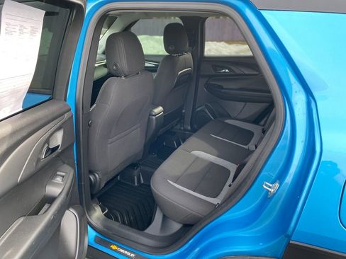 Used 2025 Chevrolet TrailBlazer LS w/ LS Convenience Package image 18