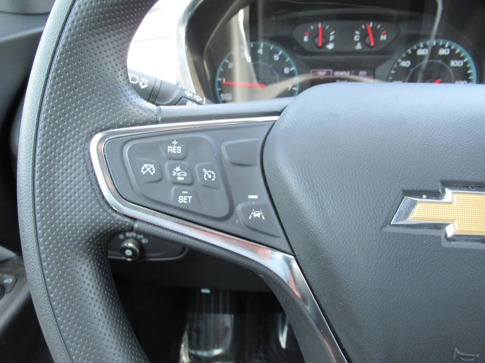 Used 2024 Chevrolet Equinox LS w/ Driver Confidence II Package FWD image 22
