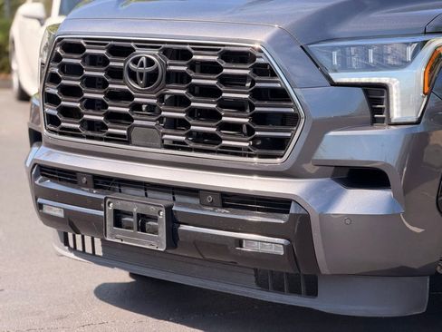 Used 2024 Toyota Sequoia Platinum image 9