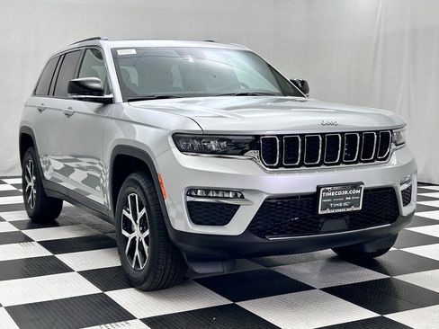 New 2025 Jeep Grand Cherokee Limited w/ Trailer Tow Package image 2