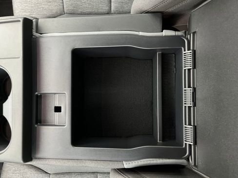 New 2026 Ford F250 XL w/ XL Chrome Package image 21