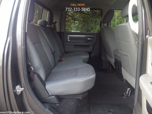 Used 2018 RAM 1500 Big Horn image 12