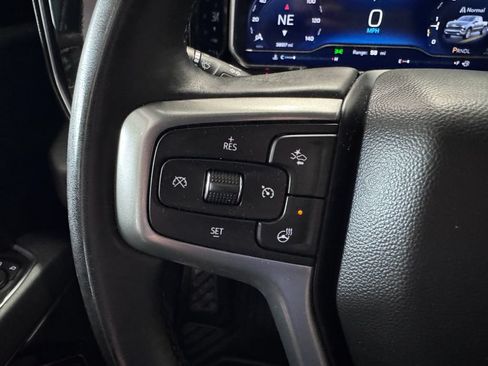 Certified 2025 Chevrolet Silverado 1500 LT AWD/4WD image 16
