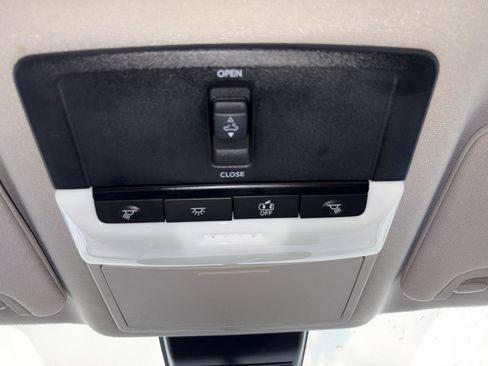 Certified 2025 Nissan Altima 2.5 SR w/ SR Premium Package FWD image 22