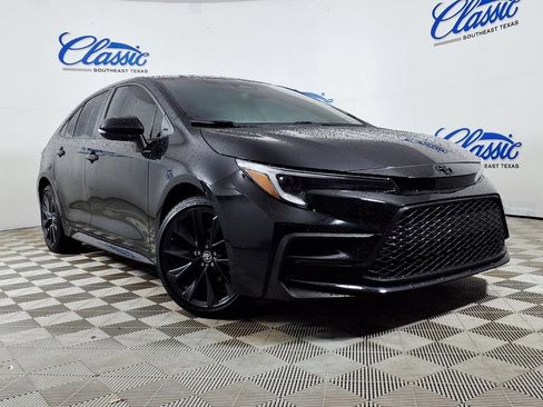 Used 2023 Toyota Corolla SE FWD image 1