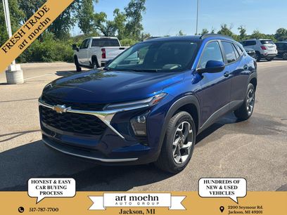Used 2024 Chevrolet Trax LT w/ LT Convenience Package