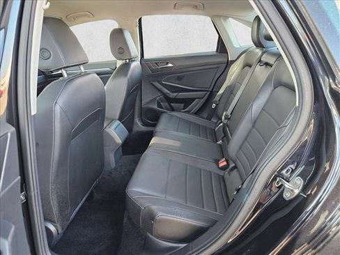 Used 2024 Volkswagen Jetta SE FWD image 16