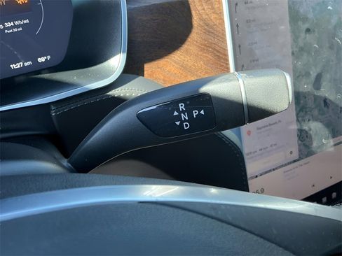 Used 2018 Tesla Model S 75D image 25