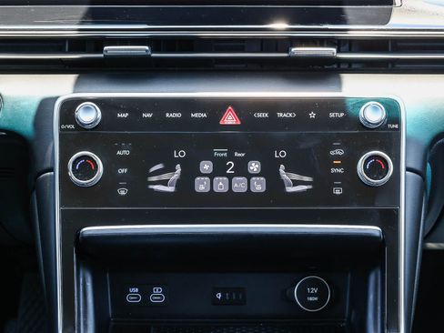 Used 2025 Genesis GV80 2.5T Standard AWD/4WD image 14