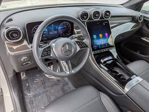 Certified 2026 Mercedes-Benz GLC 300 4MATIC image 9