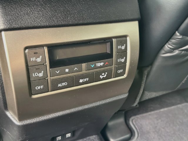 Used 2021 Lexus GX 460 Luxury w/ Accessory Package AWD/4WD image 20