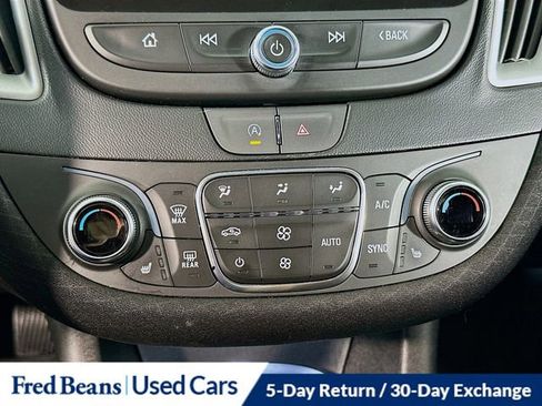 Used 2023 Chevrolet Malibu LT FWD image 21