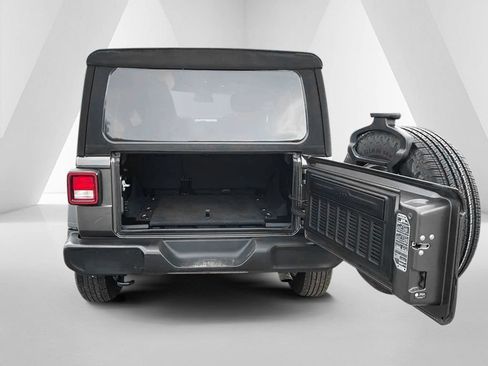 Used 2024 Jeep Wrangler Unlimited Sport AWD/4WD image 7