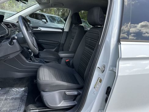 Used 2024 Volkswagen Tiguan S image 11