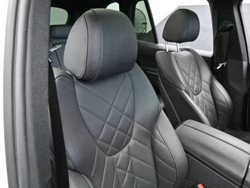 Used 2023 BMW X5 xDrive40i w/ Premium Package AWD/4WD image 48