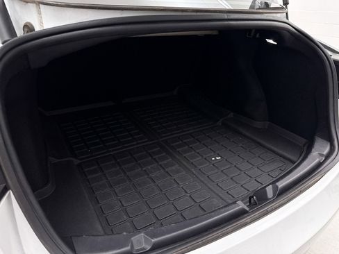 Used 2023 Tesla Model 3 Long Range image 32