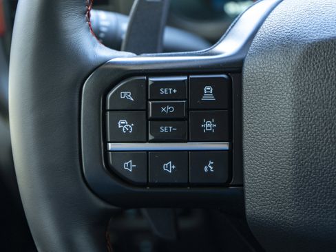 Used 2025 Ford F150 Raptor image 22