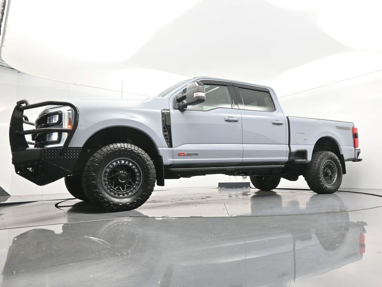 Used 2024 Ford F250 Lariat w/ Lariat Ultimate Package AWD/4WD image 50