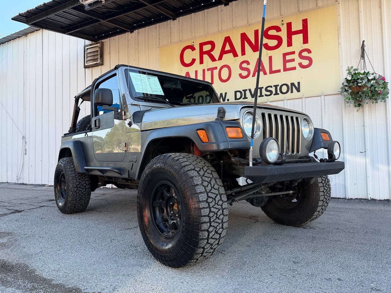 Used 2005 Jeep Wrangler Unlimited AWD/4WD image 1