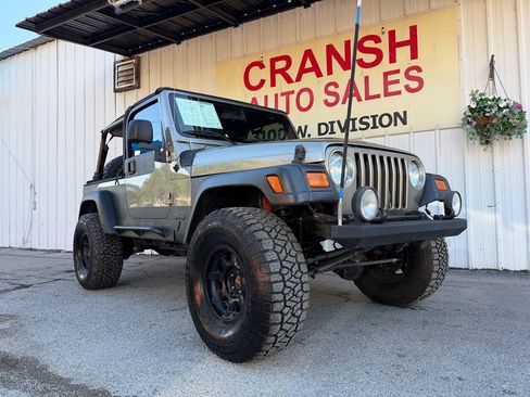 Used 2005 Jeep Wrangler Unlimited AWD/4WD image 1