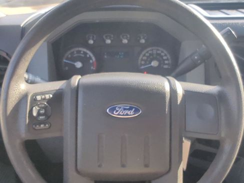 Used 2016 Ford F250 XL w/ Power Equipment Group RWD image 14