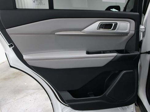 New 2026 Ford Explorer Active image 20