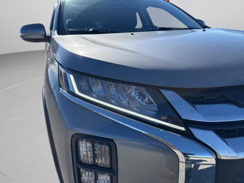 Used 2022 Mitsubishi Outlander Sport SE image 35