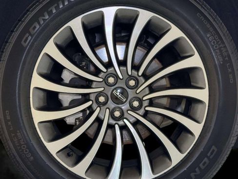 Certified 2022 Lincoln Aviator AWD w/ Premium Package image 33