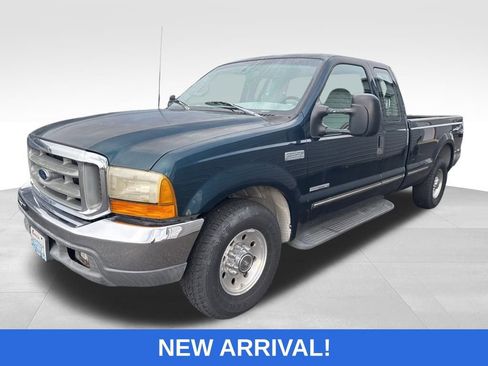 Used 1999 Ford F350 XLT image 1