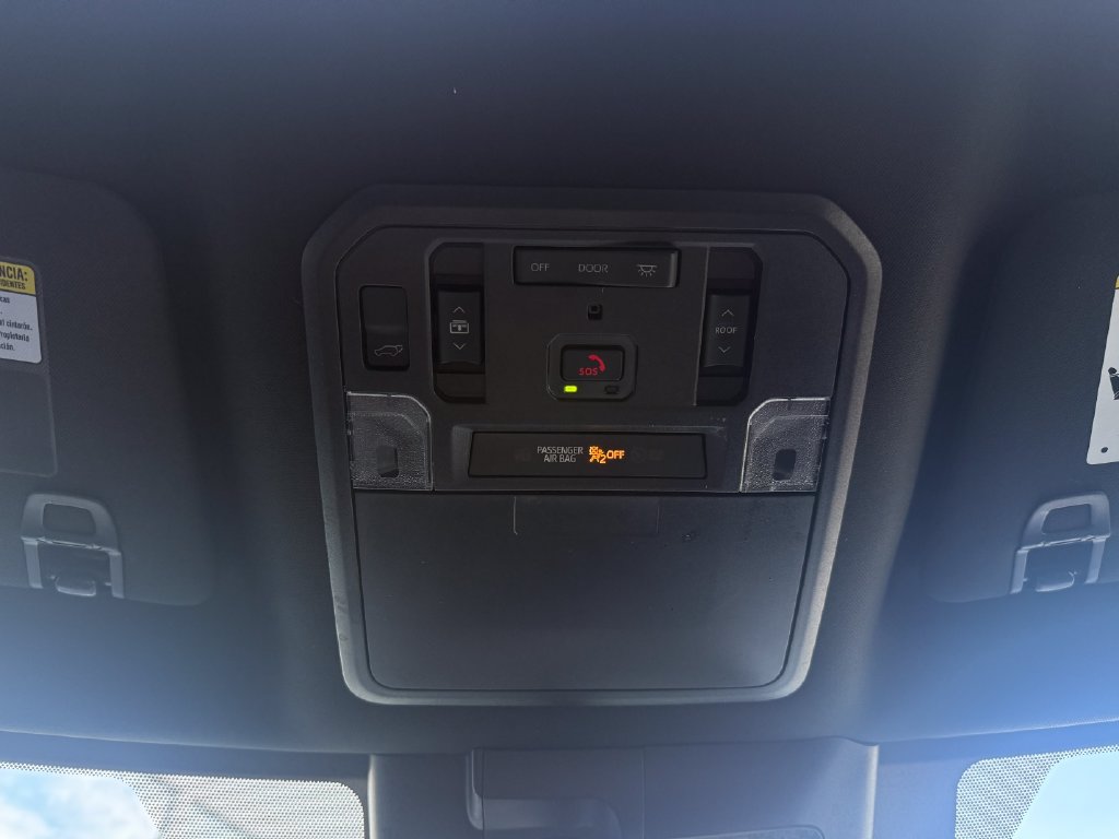 Used 2025 Toyota Sequoia Limited w/ Tow Technology Package AWD/4WD image 28