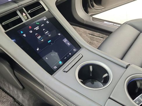 Used 2023 Porsche Taycan GTS image 21